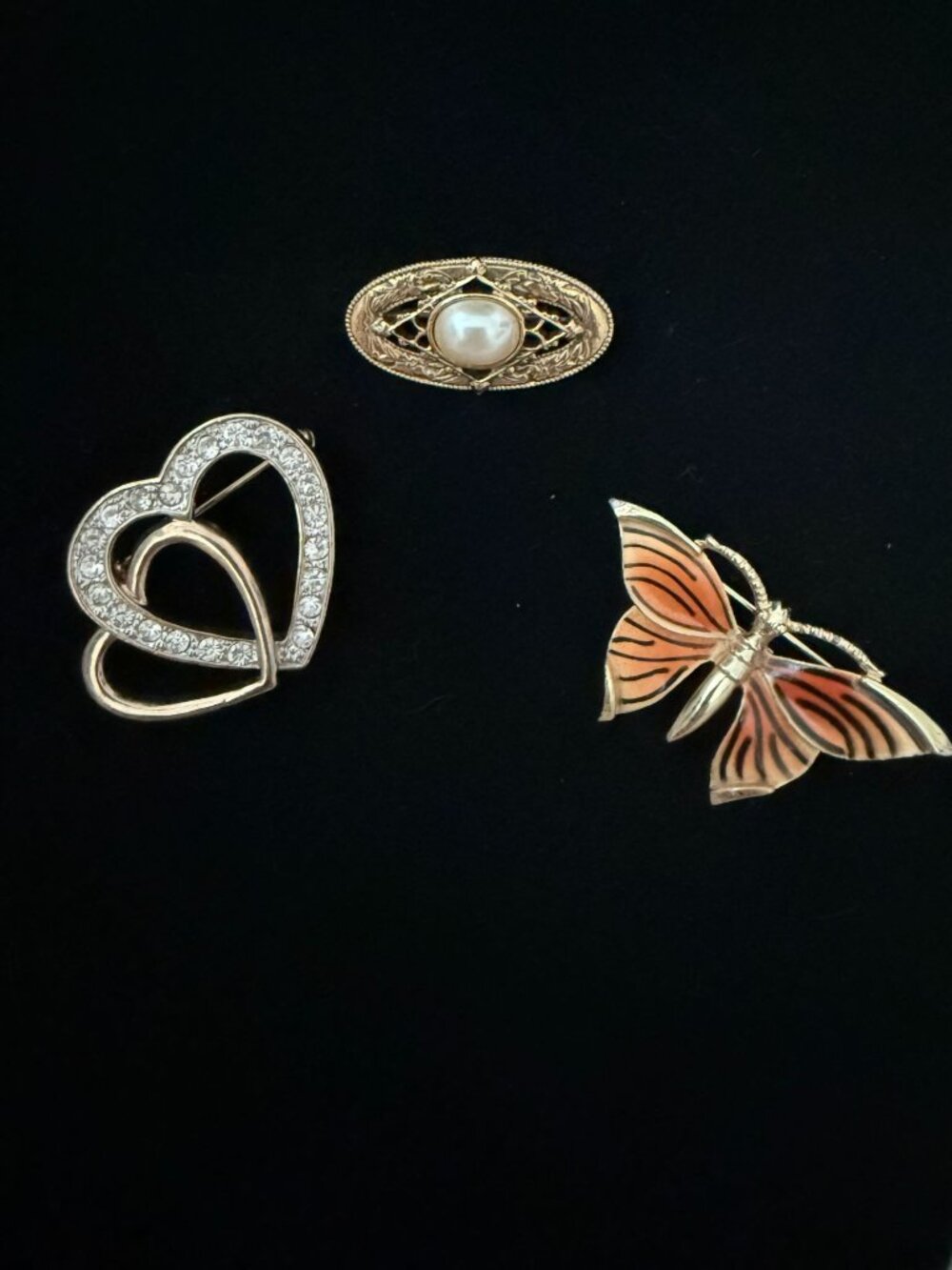 Set Of 3 Brooches Pearl Gold Oval Rhinestone Heart Enamel Butterfly Pins